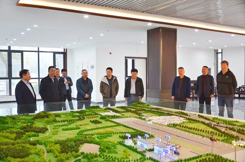 安全生产协会副会长王福存一行莅临一滕集团参观考察