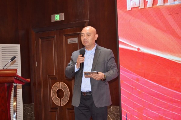 内外兼修树形象 | 一滕集团举办2025年第四期商务礼仪及职业心理健康专题培训班