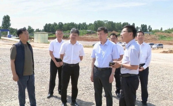 泰安市委副书记、市长李国强调研泰安仪阳通用机场重点项目建设泰安市委副书记、市长李国强调研泰安仪阳通用机场重点项目建设
