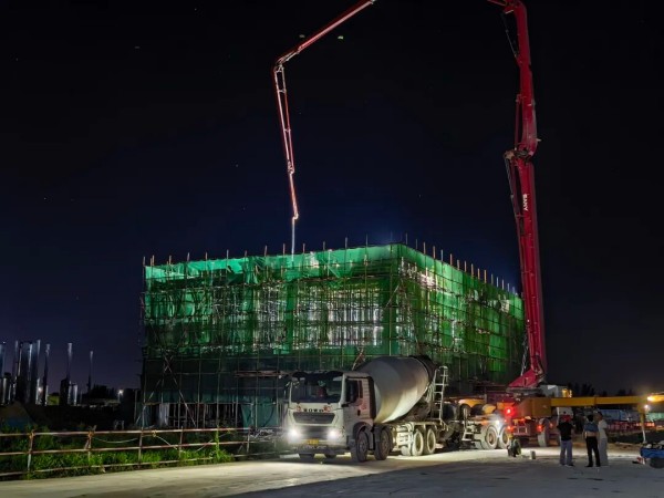 项目施工“热”力十足|一滕建设集团鸿瑞新材料20万吨聚异丁烯项目商河工厂建设项目稳步推进