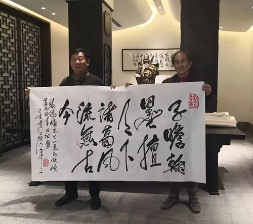 画家刘宇一老师莅临泰安一滕松峪酒店